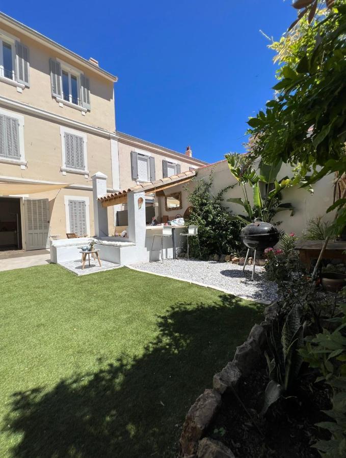 Casa Andrea Appartement Tout A Pied Avec Grand Jardin Санари-сюр-Мер Екстериор снимка